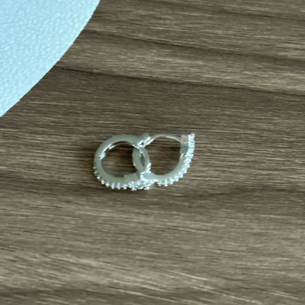 Star Hoop Earrings Q725
